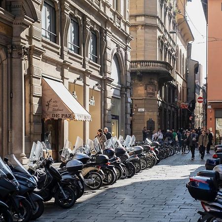 Appartamento Dietro Fontana Del Nettuno Bologna Kültér fotó